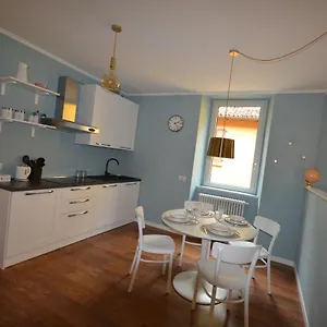 Varennahouse Aston Apt Holiday home